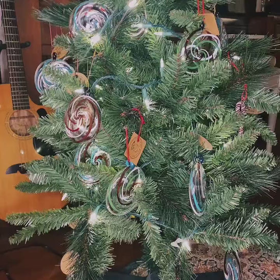 Blown Glass Christmas Tree Ornaments: - Handcrafted Holiday Decorations - Generational Gift